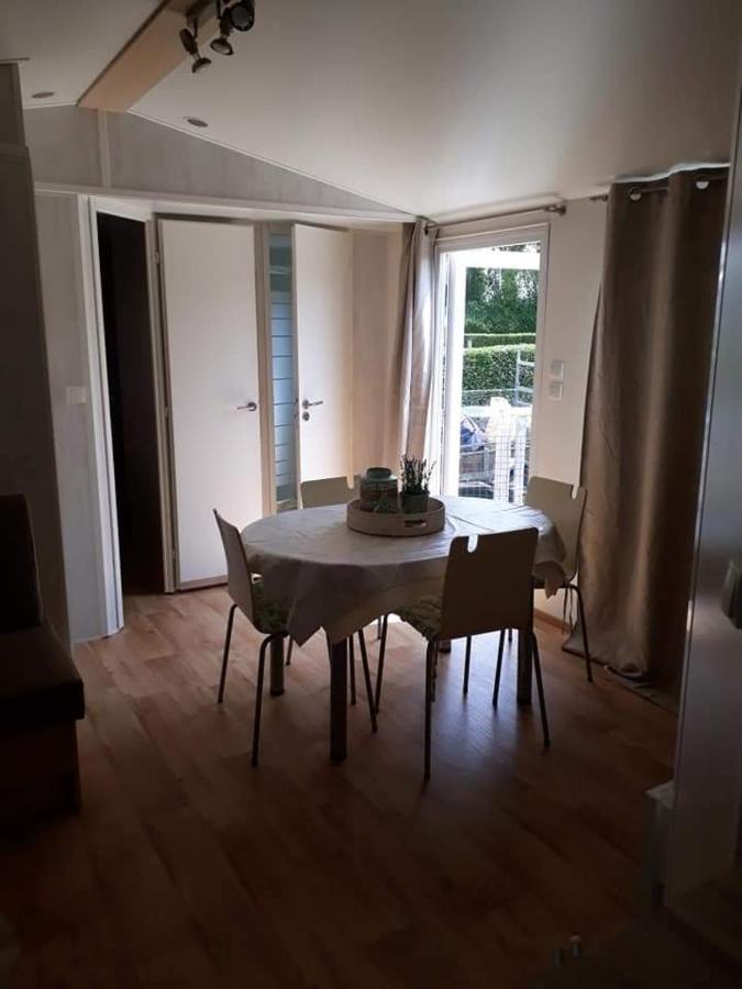 Luxueuze Stacaravan In Bredene Met Eigen Terras En Tuintje Exteriér fotografie