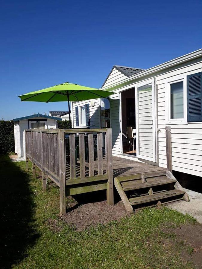 Luxueuze Stacaravan In Bredene Met Eigen Terras En Tuintje Exteriér fotografie