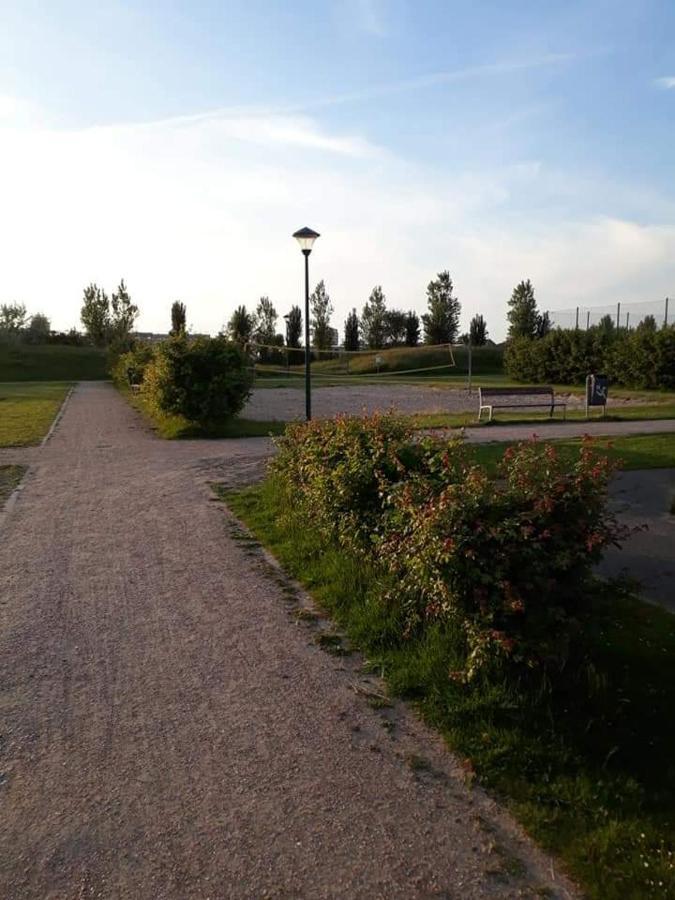 Luxueuze Stacaravan In Bredene Met Eigen Terras En Tuintje Exteriér fotografie