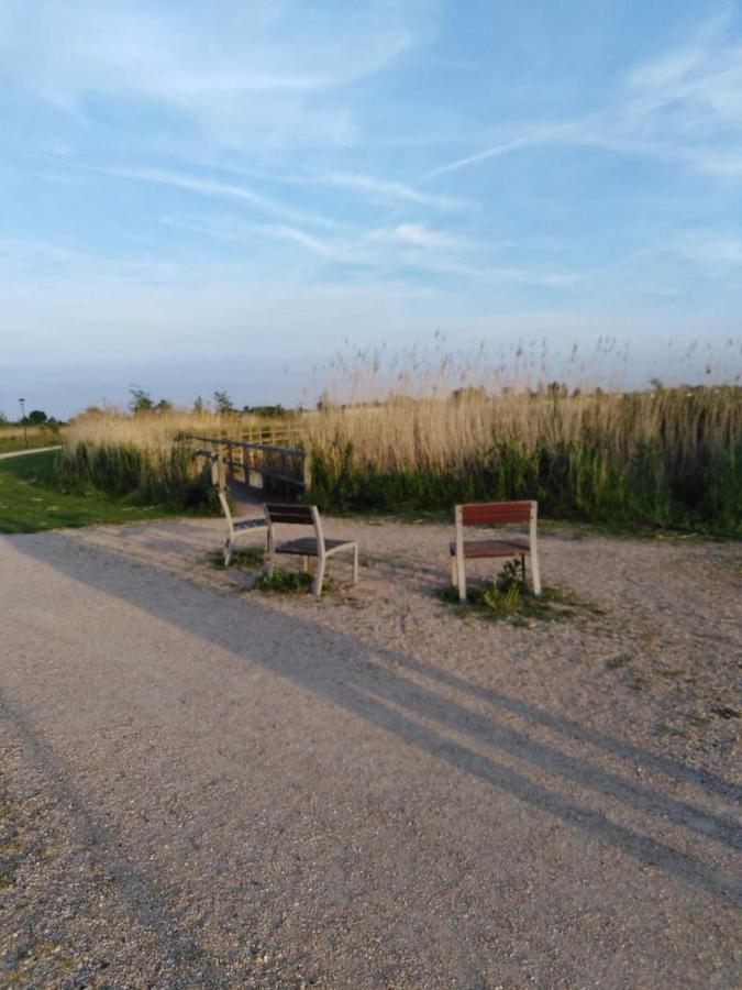 Luxueuze Stacaravan In Bredene Met Eigen Terras En Tuintje Exteriér fotografie